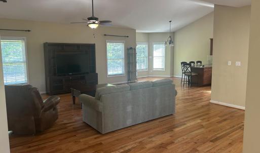 Photo #22 of 147 Shawnee Court, Madison Heights, VA 0.8 acres