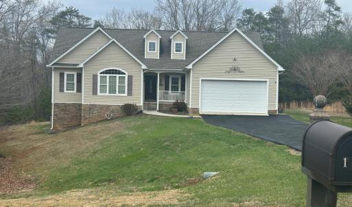 Photo #2 of 147 Shawnee Court, Madison Heights, VA 0.8 acres