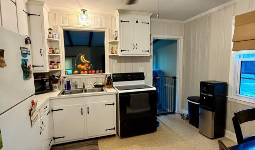 Photo #8 of 7 Lake Shore Lane, Lynchburg, VA 0.6 acres