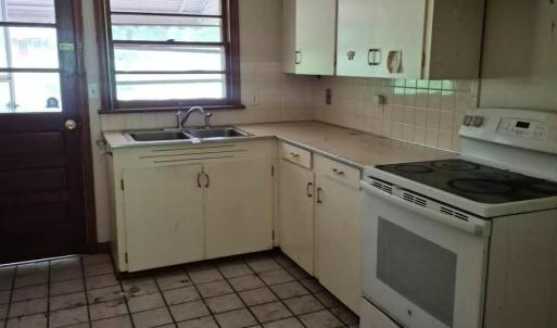 Photo #14 of 1004 Lakeview Drive, Lynchburg, VA 0.4 acres