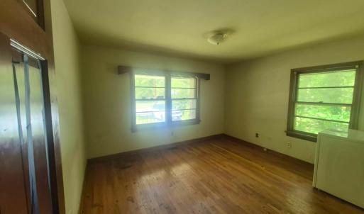 Photo #13 of 1004 Lakeview Drive, Lynchburg, VA 0.4 acres