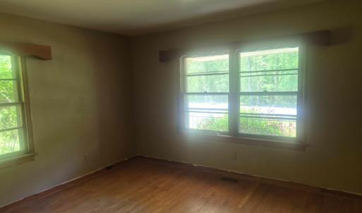 Photo #19 of 1004 Lakeview Drive, Lynchburg, VA 0.4 acres