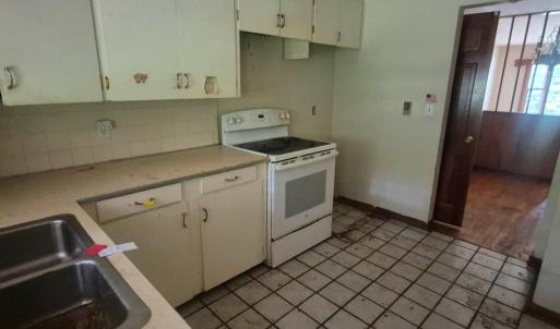 Photo #15 of 1004 Lakeview Drive, Lynchburg, VA 0.4 acres