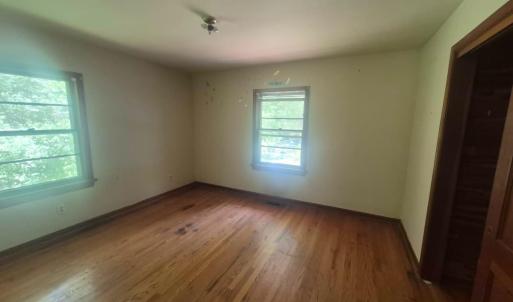 Photo #11 of 1004 Lakeview Drive, Lynchburg, VA 0.4 acres