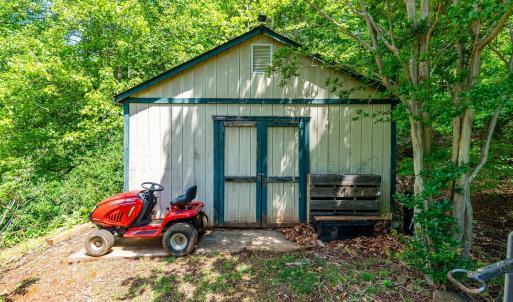 Photo #37 of 1132 James view Drive, Lynchburg, VA 3.1 acres