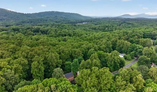 Photo #40 of 1334 Boonsboro Place, Lynchburg, VA 0.7 acres