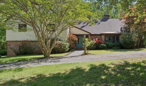 Photo #4 of 211 Oakcroft Dr, Madison Heights, VA 5.3 acres