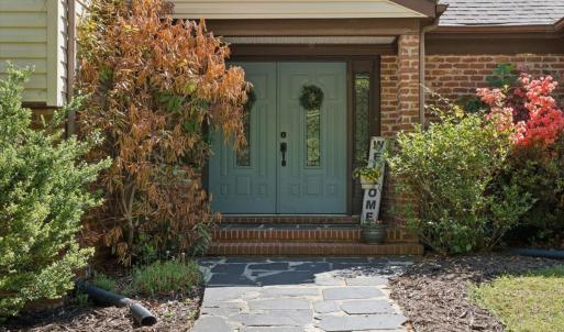 Photo #5 of 211 Oakcroft Dr, Madison Heights, VA 5.3 acres