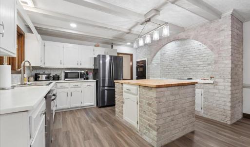 Photo #15 of 211 Oakcroft Dr, Madison Heights, VA 5.3 acres