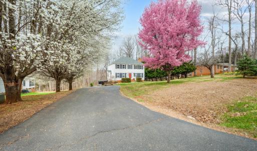 Photo #3 of 103 Winding Cedar Way, Lynchburg, VA 0.8 acres