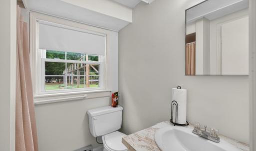 Photo #40 of 132 Windsor Lane, Lynchburg, VA 0.5 acres