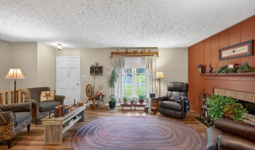 Photo #6 of 132 Windsor Lane, Lynchburg, VA 0.5 acres