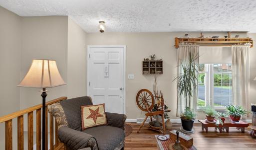 Photo #2 of 132 Windsor Lane, Lynchburg, VA 0.5 acres