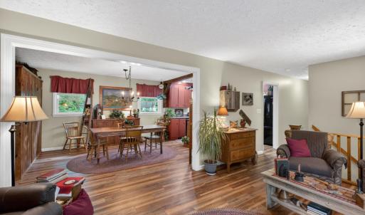 Photo #7 of 132 Windsor Lane, Lynchburg, VA 0.5 acres