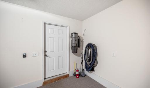 Photo #38 of 1118 Jefferson Way, Forest, VA