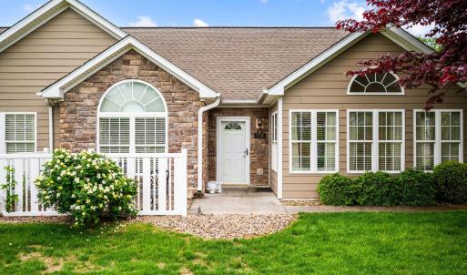 Photo #2 of 1118 Jefferson Way, Forest, VA
