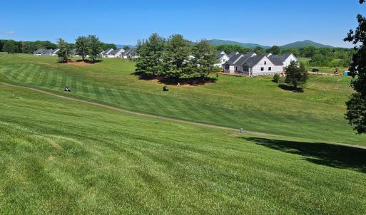 Photo #8 of 204 Shaker Lane, Forest, VA 0.4 acres