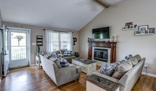 Photo #9 of 102 Piccadilly Court, Goode, VA 1.1 acres
