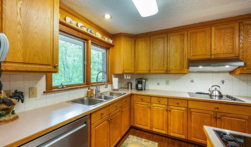Photo #9 of 3563 Round Hill Road, Lynchburg, VA 0.6 acres