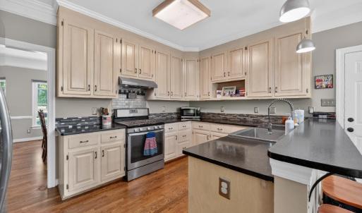 Photo #3 of 209 Smith Drive, Farmville, VA 0.9 acres
