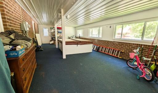 Below Grade - Sunroom