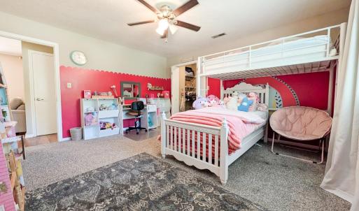 2nd Floor - 2nd Bathroom