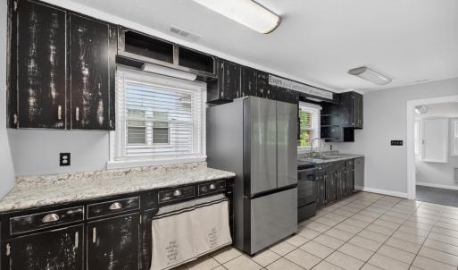 Photo #3 of 411 Oakridge Boulevard, Lynchburg, VA 0.2 acres