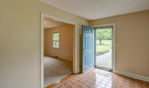 Photo #10 of 308 Robin Drive, Lynchburg, VA 0.4 acres