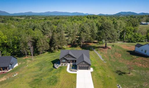 Photo #4 of 1837 Wingfield Drive, Goode, VA 1.0 acres