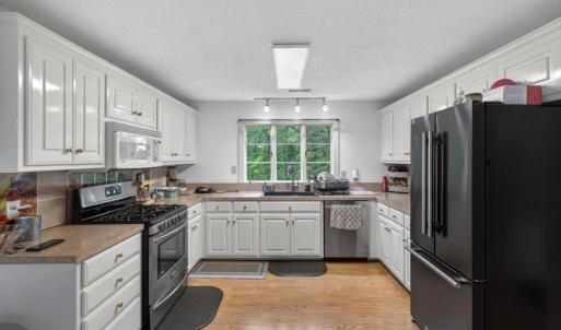 Photo #2 of 111 Oaklawn Terrace, Gretna, VA 5.2 acres