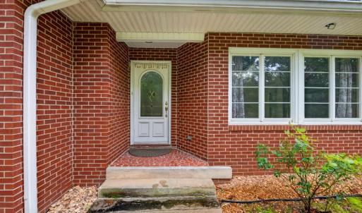 Photo #4 of 111 Oaklawn Terrace, Gretna, VA 5.2 acres