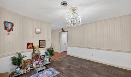 Photo #11 of 111 Oaklawn Terrace, Gretna, VA 5.2 acres