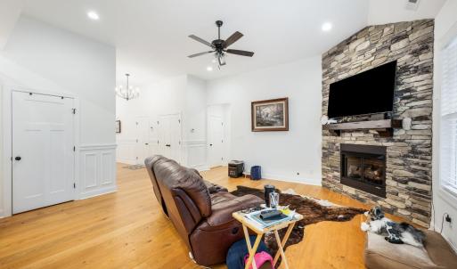 Photo #7 of 103 Phillips Circle, Lynchburg, VA 0.4 acres