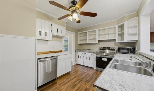 Photo #10 of 402 Prospect Rd, Hurt, VA 1.9 acres