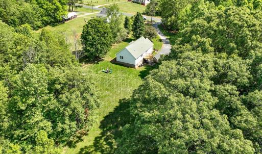 Photo #78 of 433 Stratford Road, Concord, VA 0.9 acres