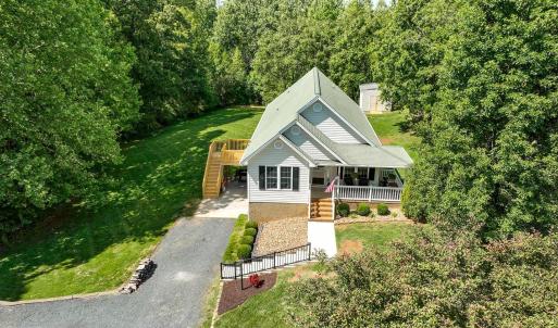 Photo #5 of 433 Stratford Road, Concord, VA 0.9 acres