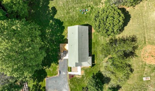 Photo #74 of 433 Stratford Road, Concord, VA 0.9 acres