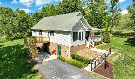 Photo #5 of 433 Stratford Road, Concord, VA 0.9 acres