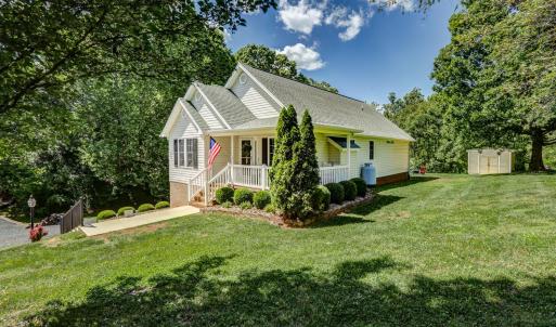 Photo #8 of 433 Stratford Road, Concord, VA 0.9 acres
