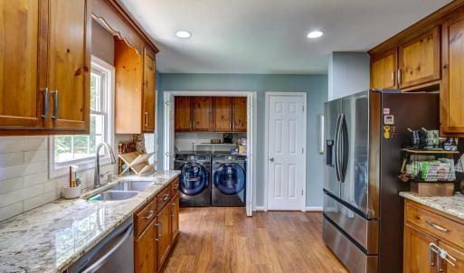 Photo #15 of 433 Stratford Road, Concord, VA 0.9 acres