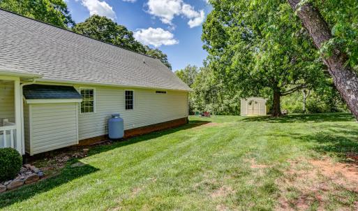 Photo #43 of 433 Stratford Road, Concord, VA 0.9 acres