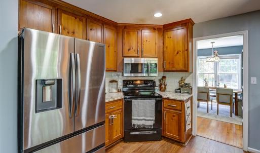 Photo #16 of 433 Stratford Road, Concord, VA 0.9 acres