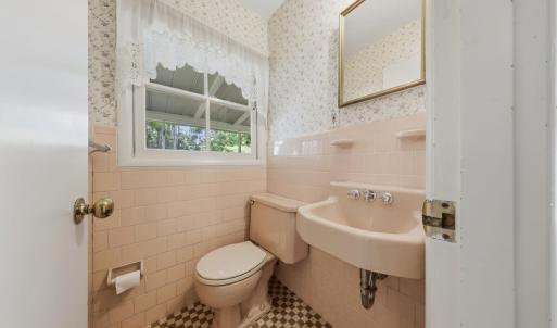 Photo #9 of 2935 Ravenwood Drive, Lynchburg, VA 0.5 acres