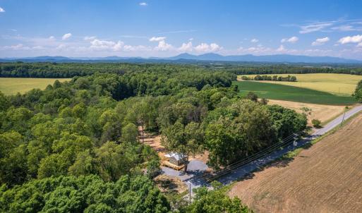 Photo #20 of 3801 Otter Hill Road, Bedford, VA 1.8 acres