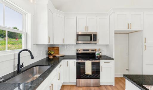 Photo #17 of 1805 Hickory Cove Ln, Moneta, VA 0.9 acres