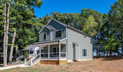 Photo #2 of 1033 Ivy Woods Drive, Forest, VA 0.5 acres