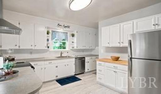 Photo #13 of 10703 Richmond Highway, Lynchburg, VA 1.8 acres