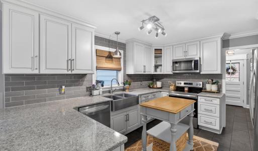 Photo #8 of 612 Burton Creek Place, Lynchburg, VA 1.0 acres
