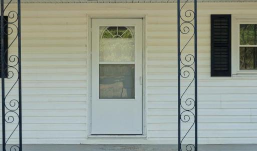 Photo #5 of 8868 Rockford School Rd, Gretna, VA 0.8 acres