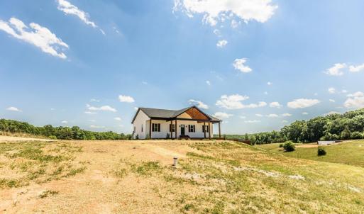 Photo #4 of 9740 Oakville Road, Appomattox, VA 80.2 acres